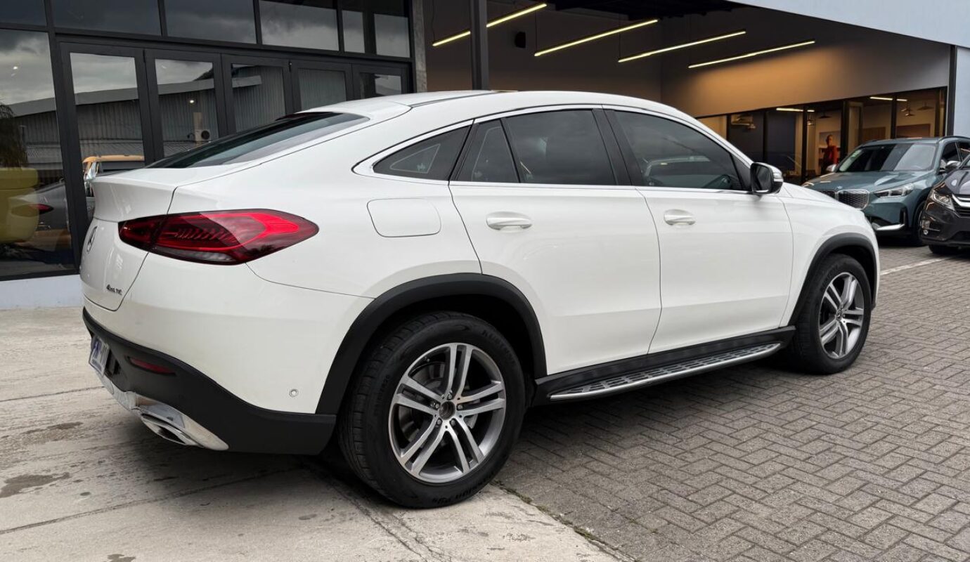 Mercedes Benz GLE400D