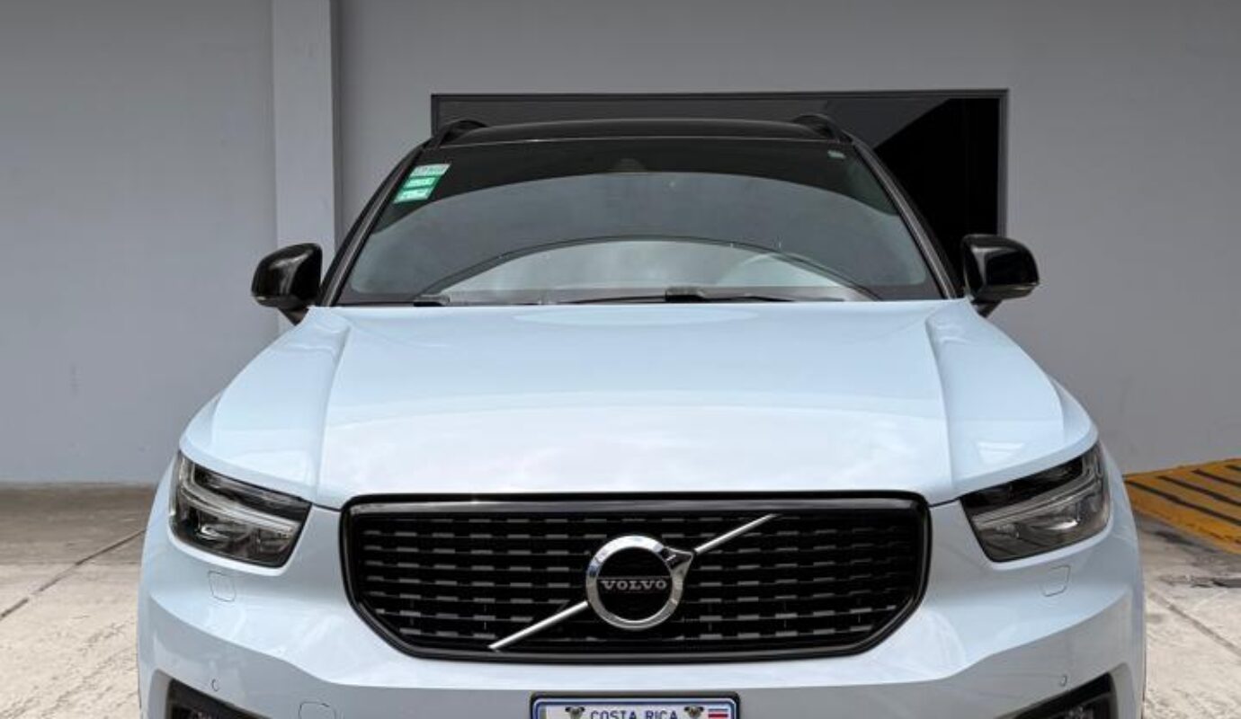 Volvo XC40 T5