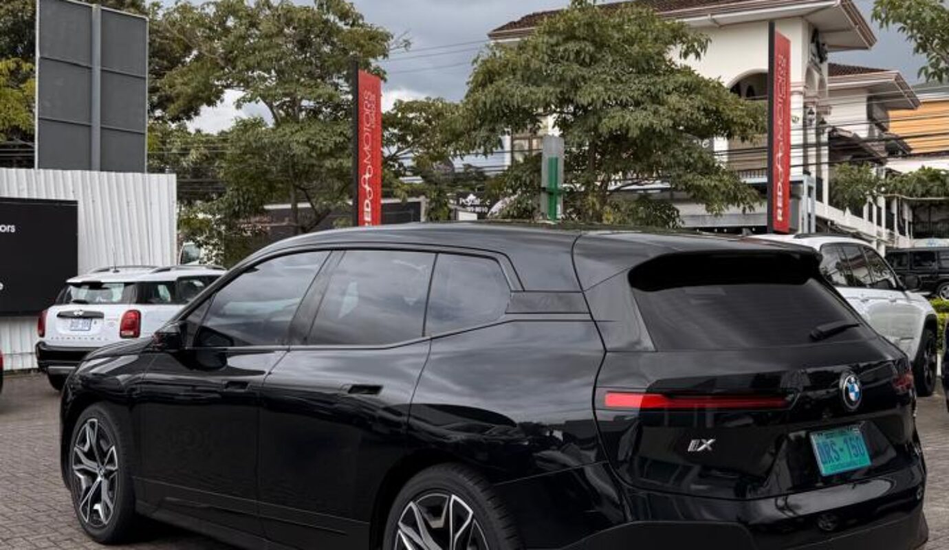 BMW IX Xdrive 40