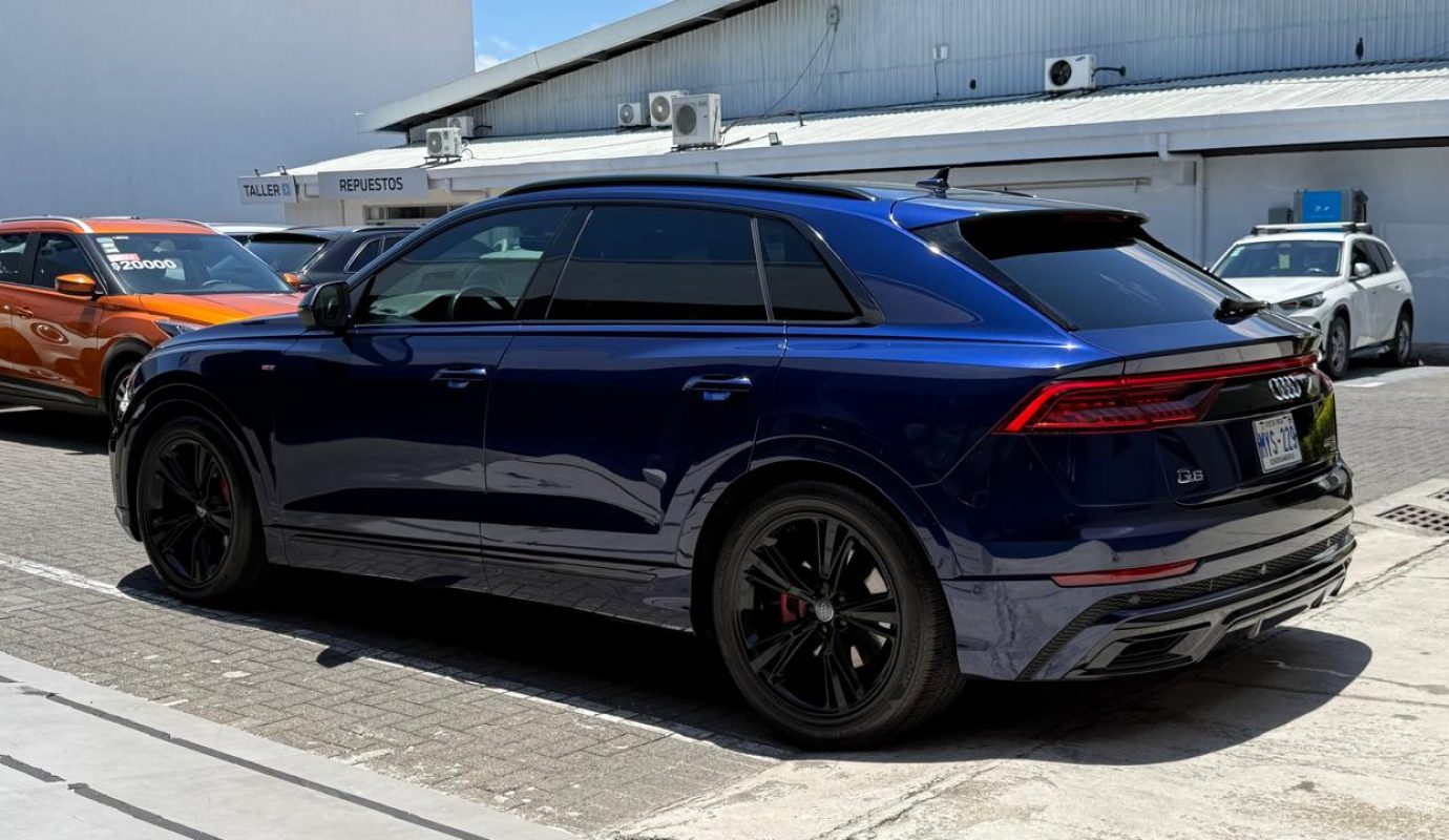 Audi Q8