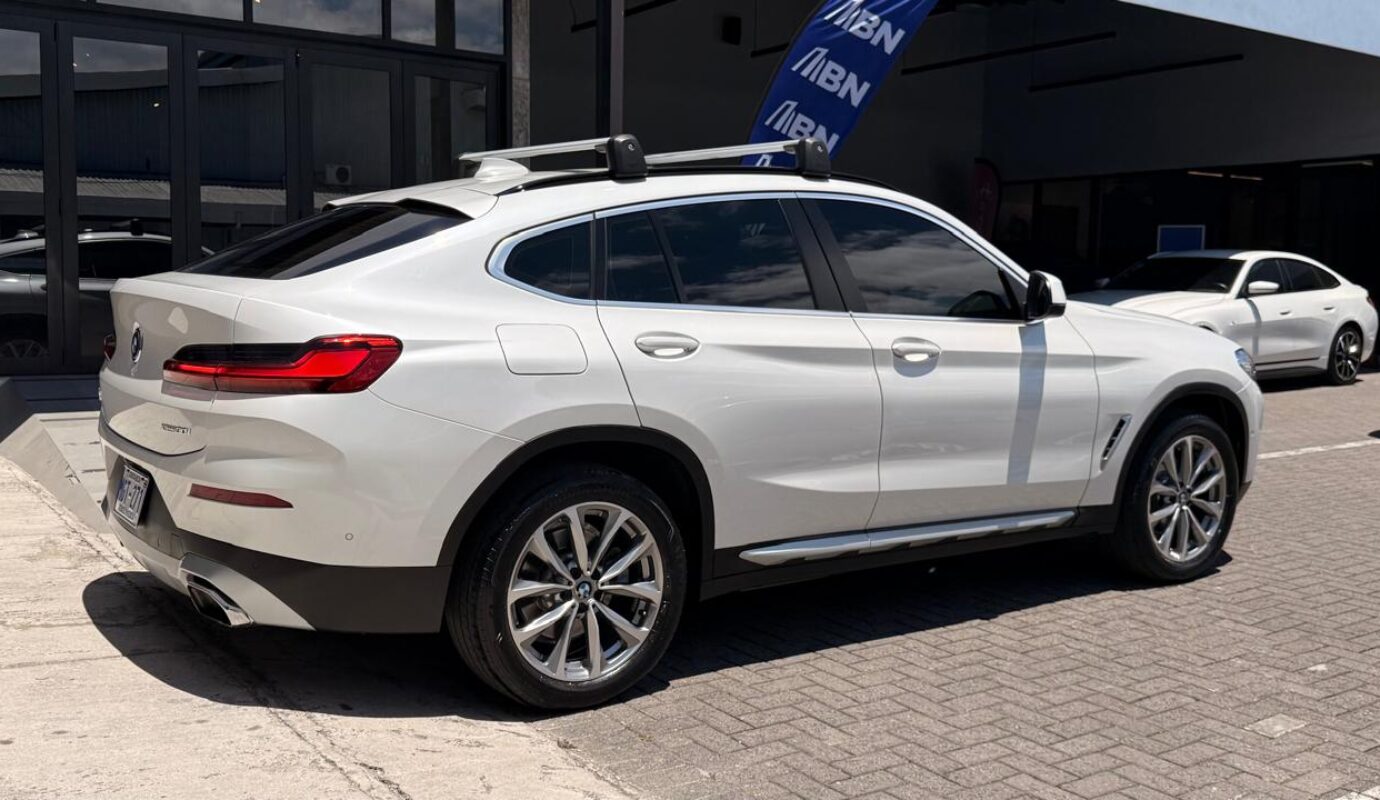BMW X4 Xdrive30i