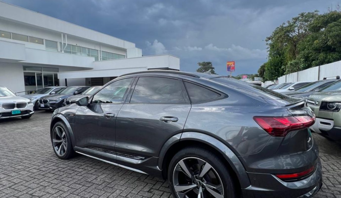 Audi E-tron S Sportback