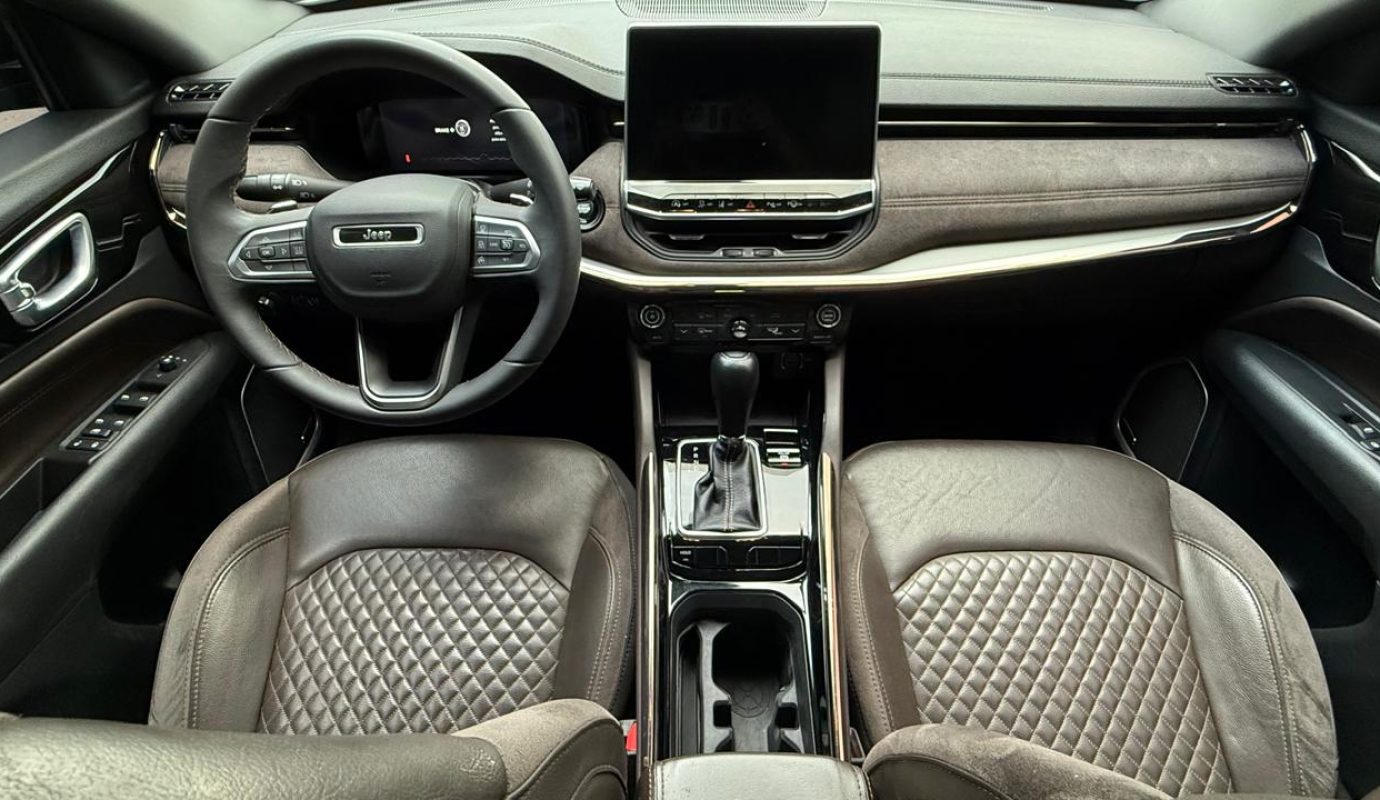 Jeep Overland Commander