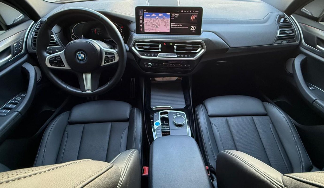BMW IX3
