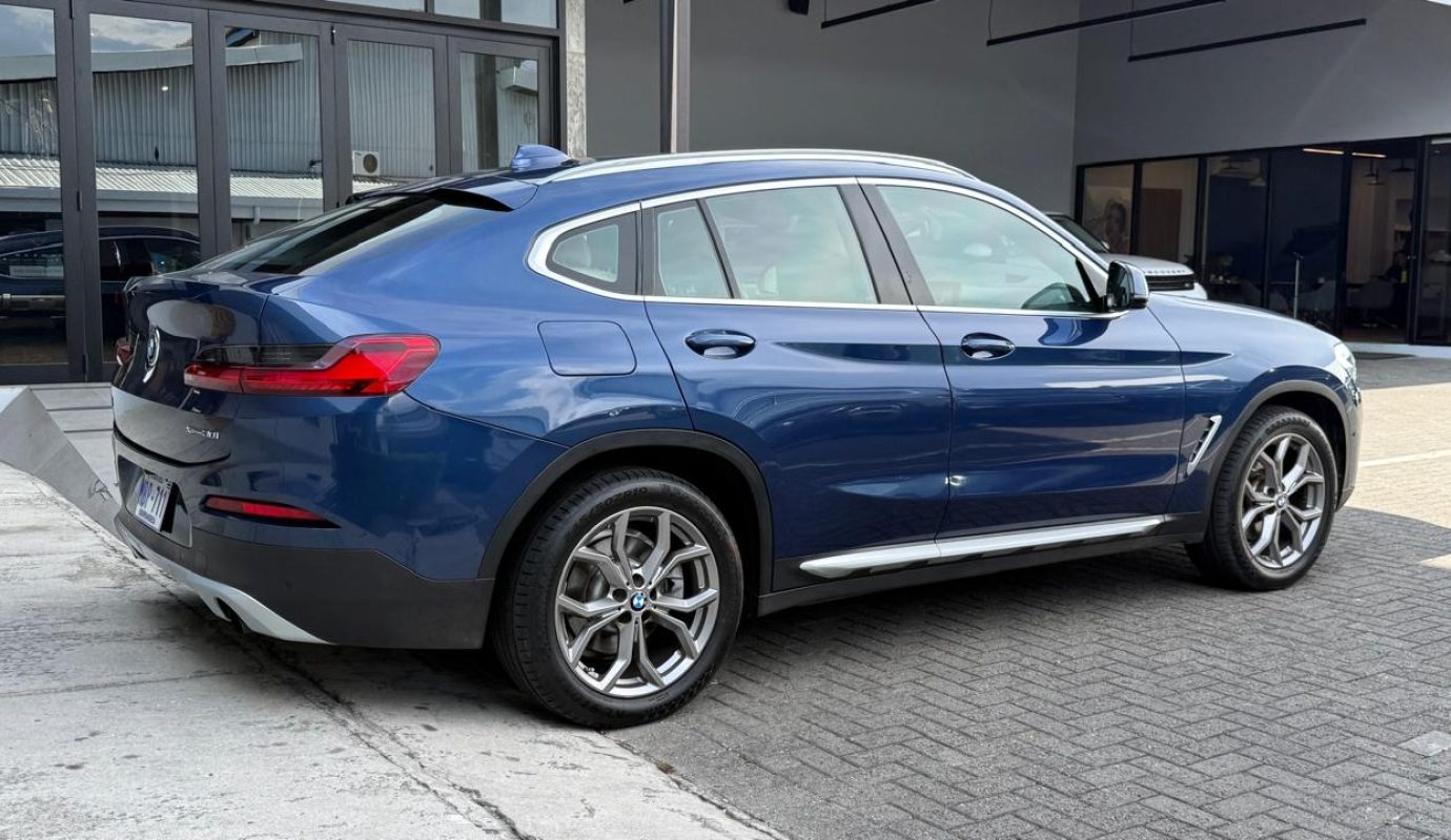 BMW X4 Xdrive30i
