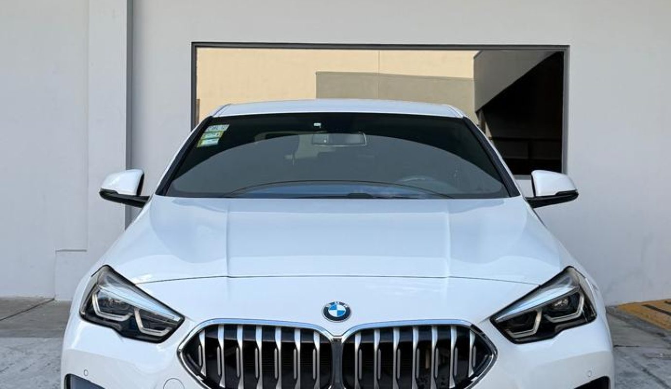 BMW 218I