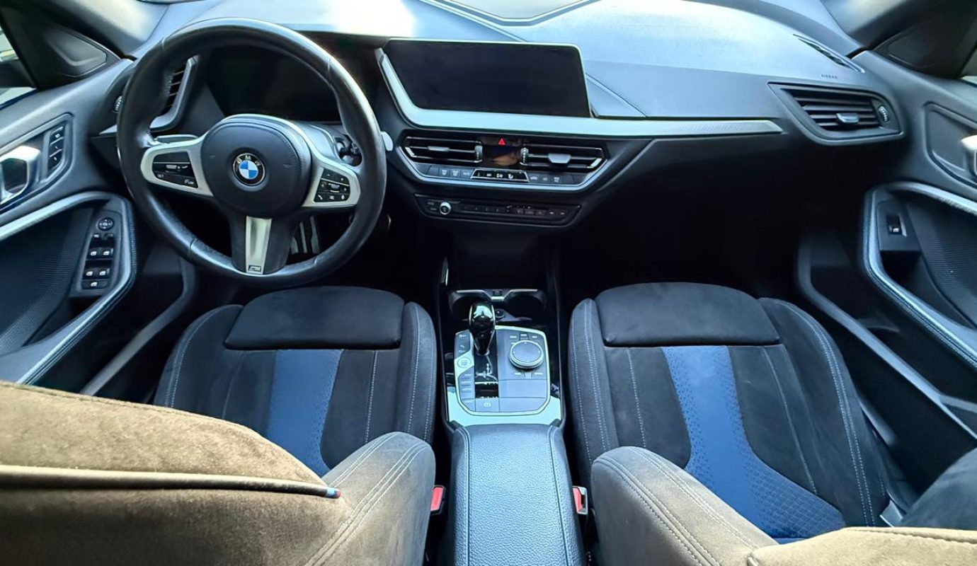 BMW 218I