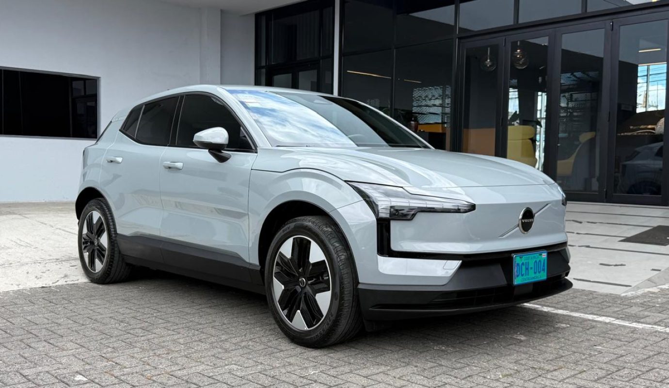 Volvo EX30 Core