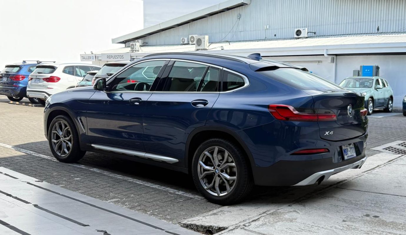 BMW X4 Xdrive30i