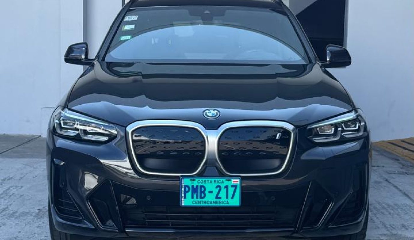 BMW IX3