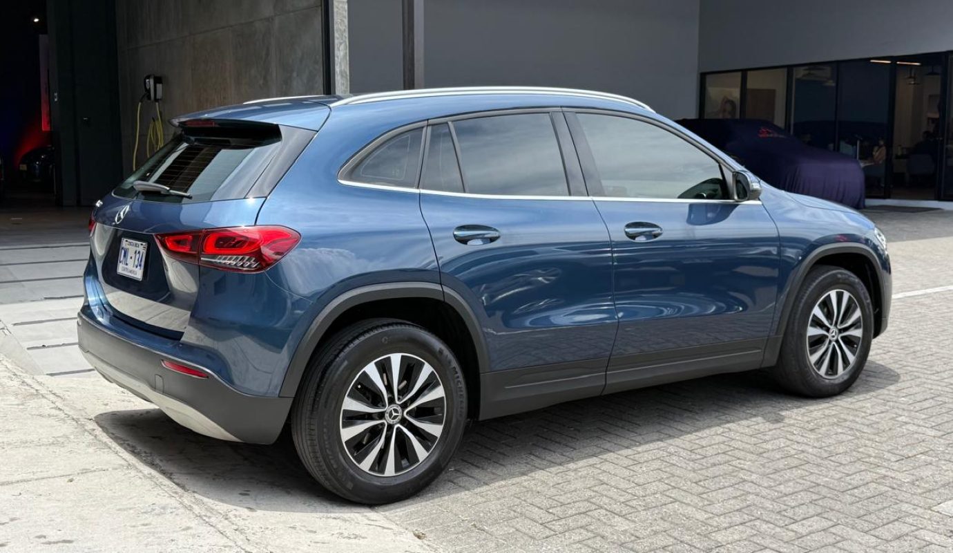 Mercedes Benz GLA200