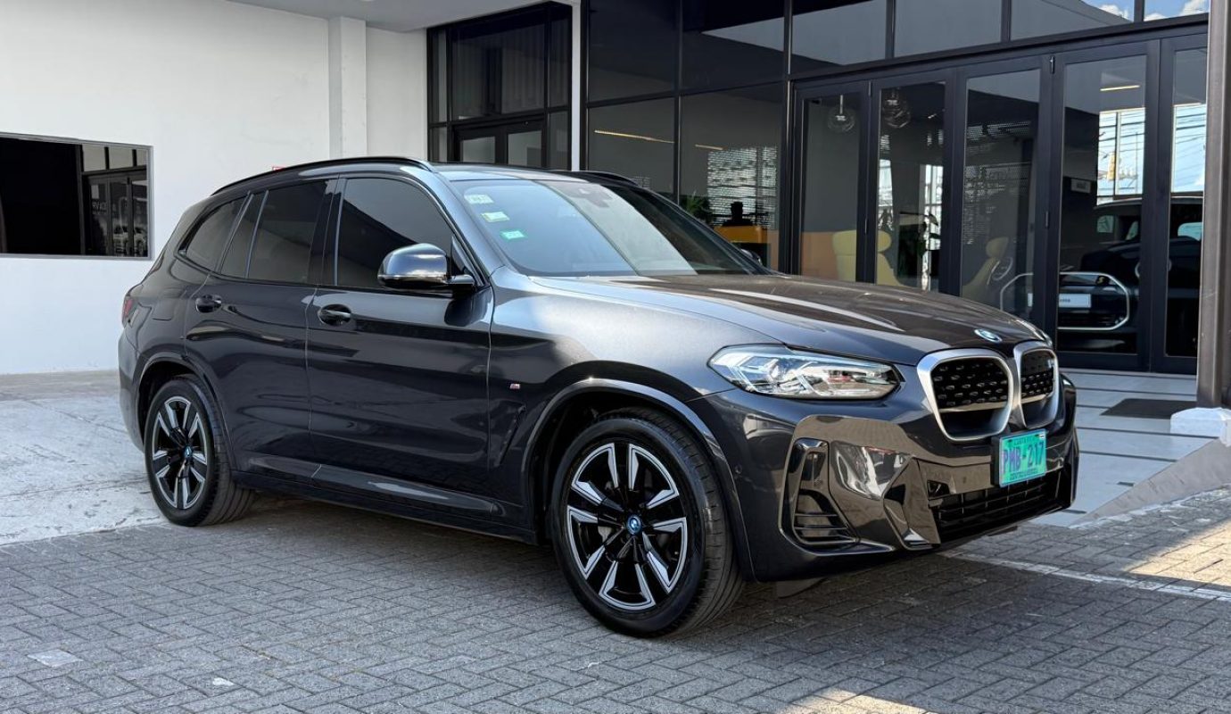 BMW IX3