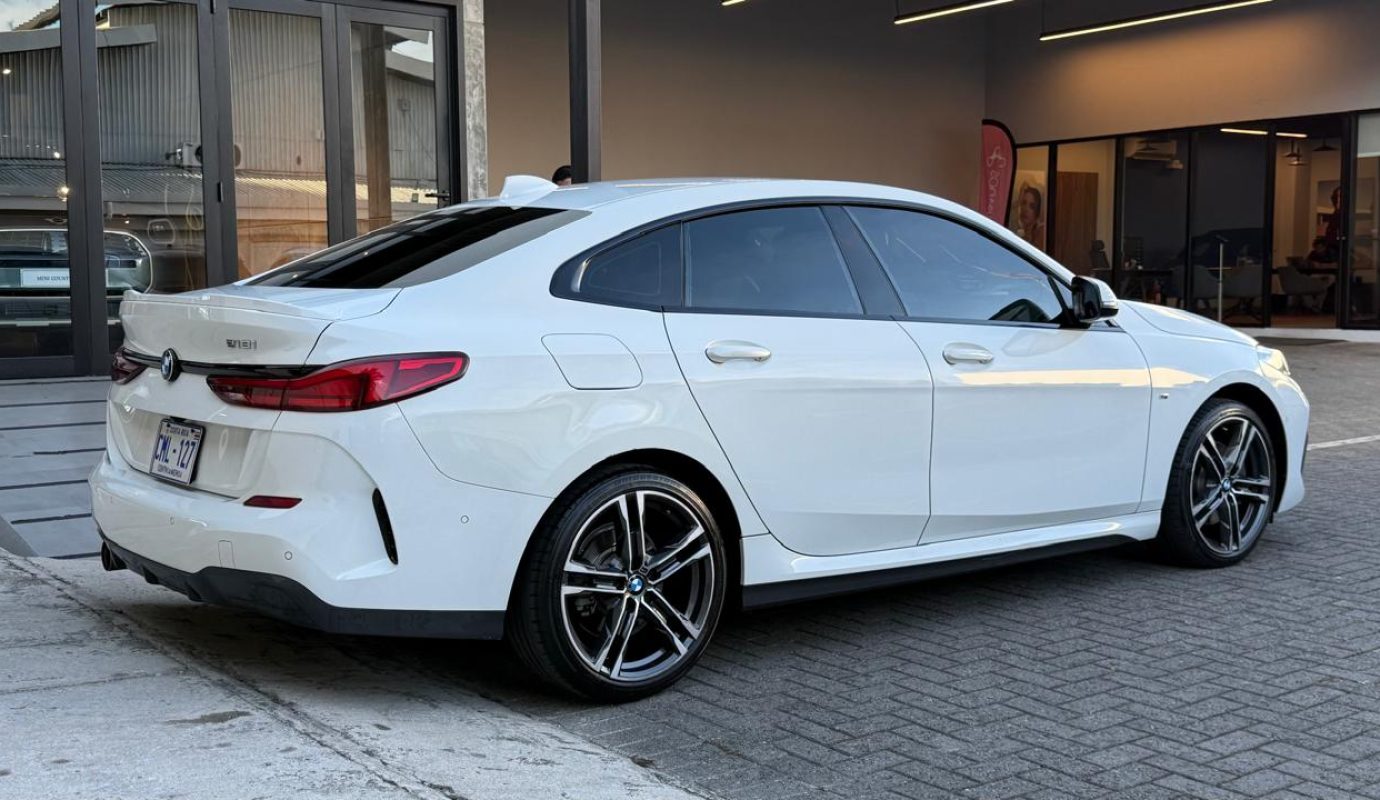 BMW 218I