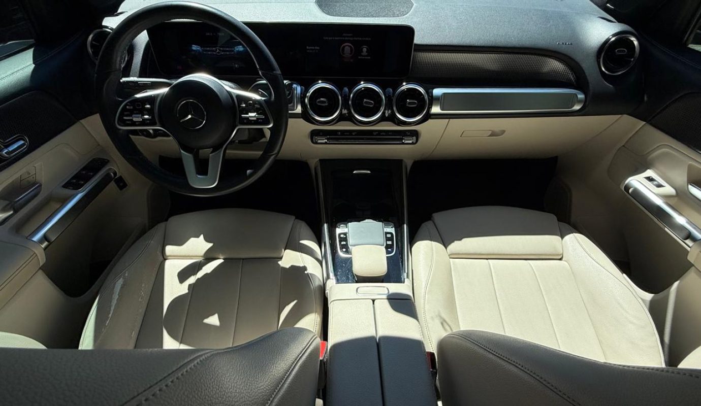 Mercedes Benz GLB200