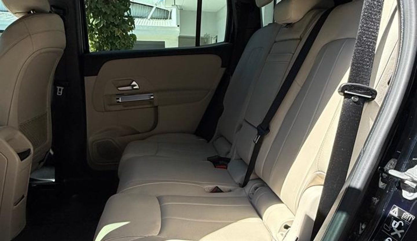 Mercedes Benz GLB200