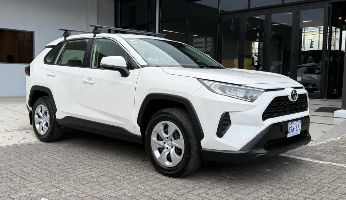 Toyota Rav4 LE