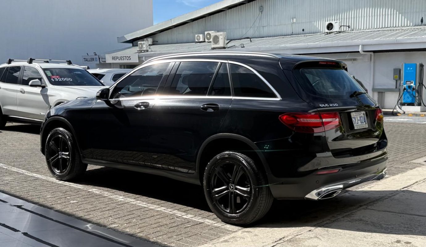 Mercedes-Benz GLC250