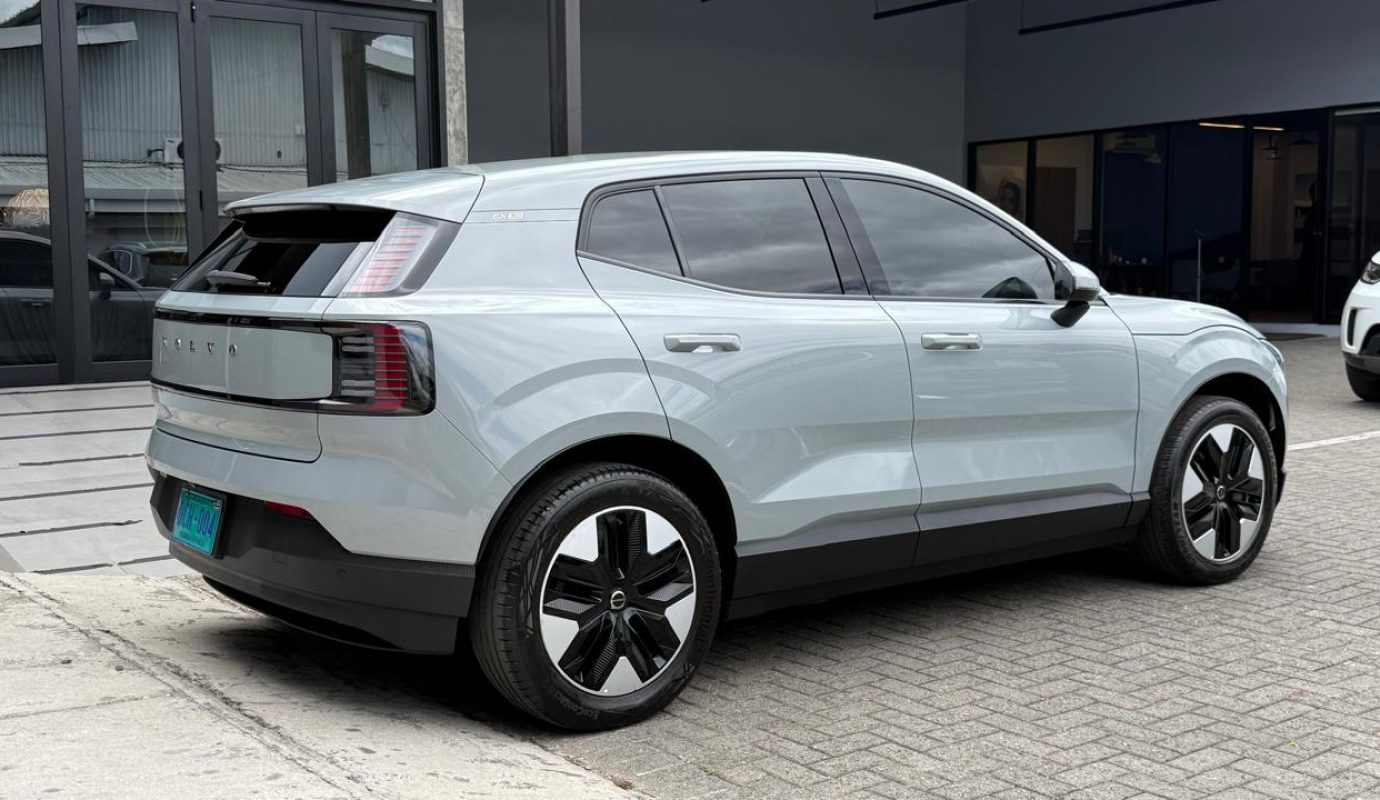 Volvo EX30 Core
