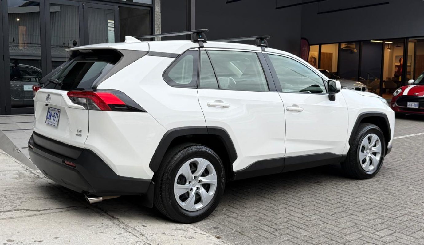 Toyota Rav4 LE