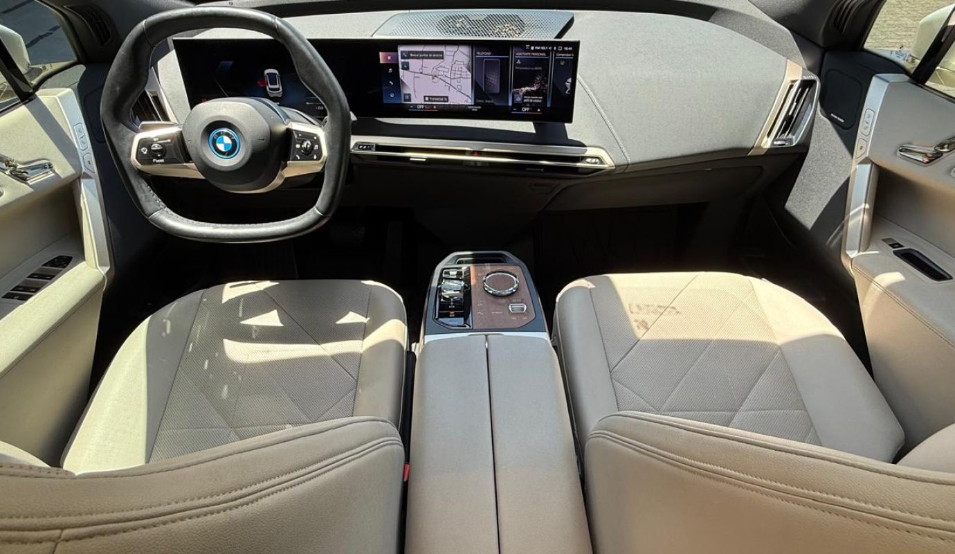 BMW IX Xdrive40