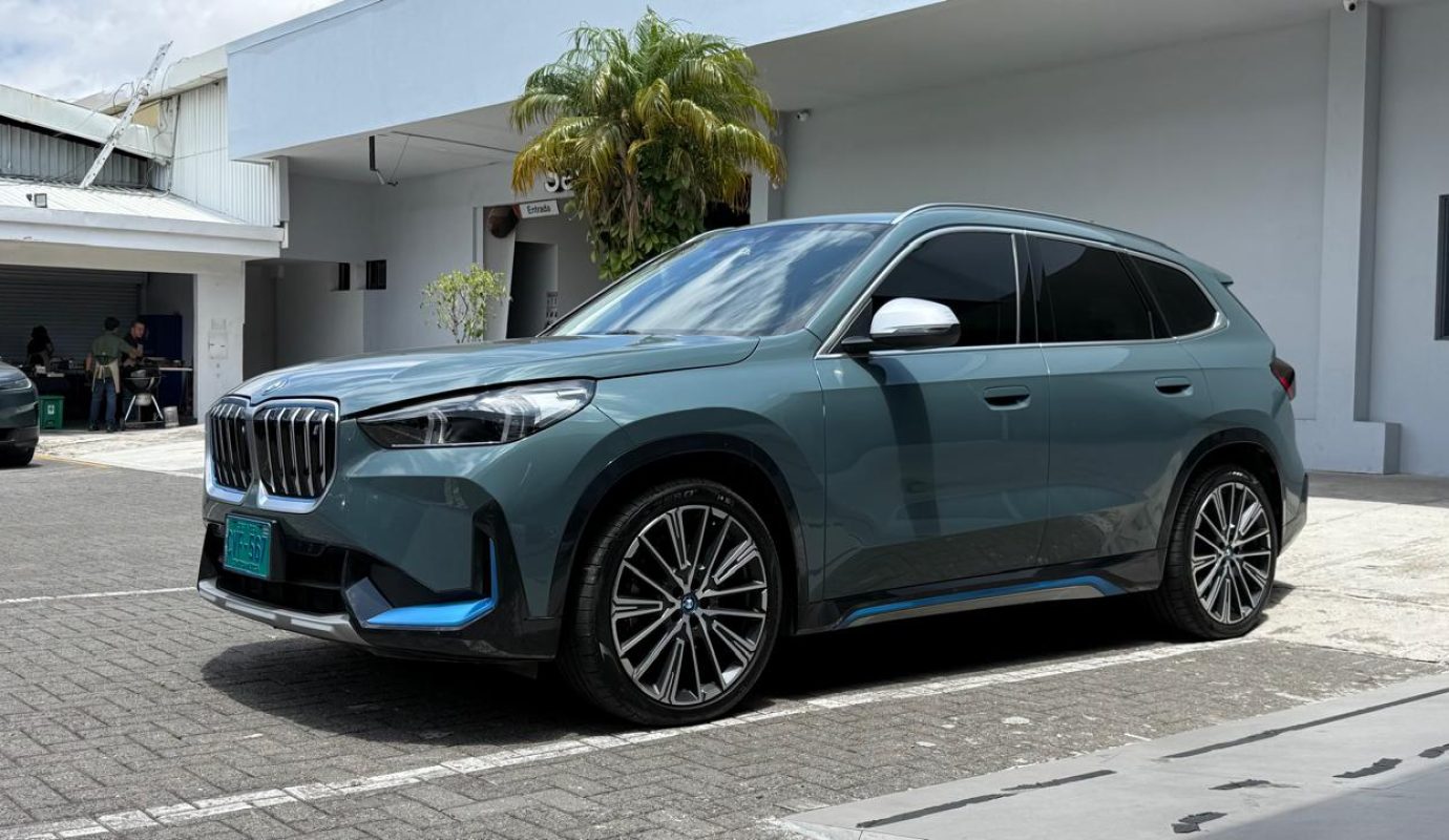 BMW IX1 Xdrive30