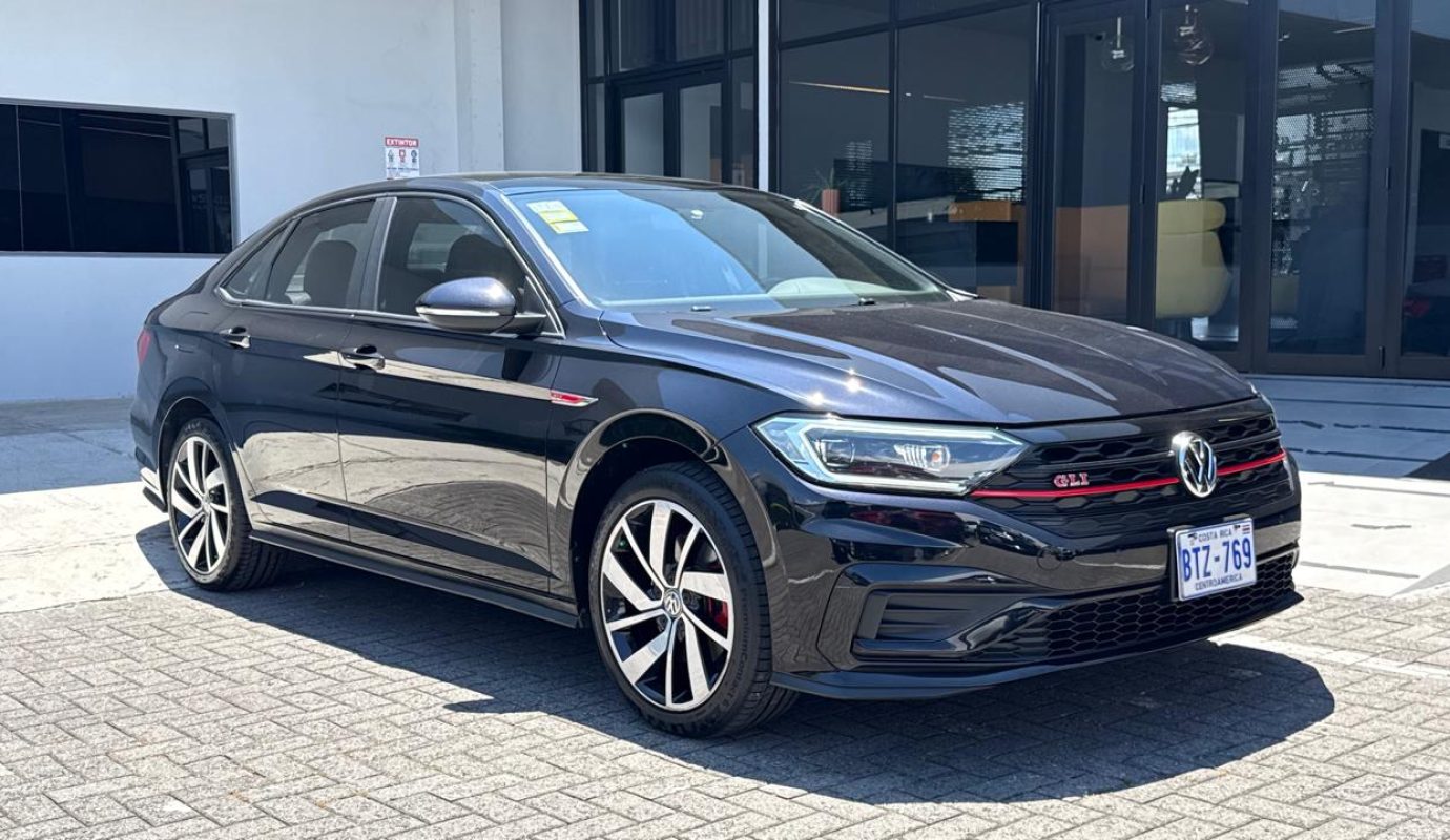 Volkswagen Jetta GLI
