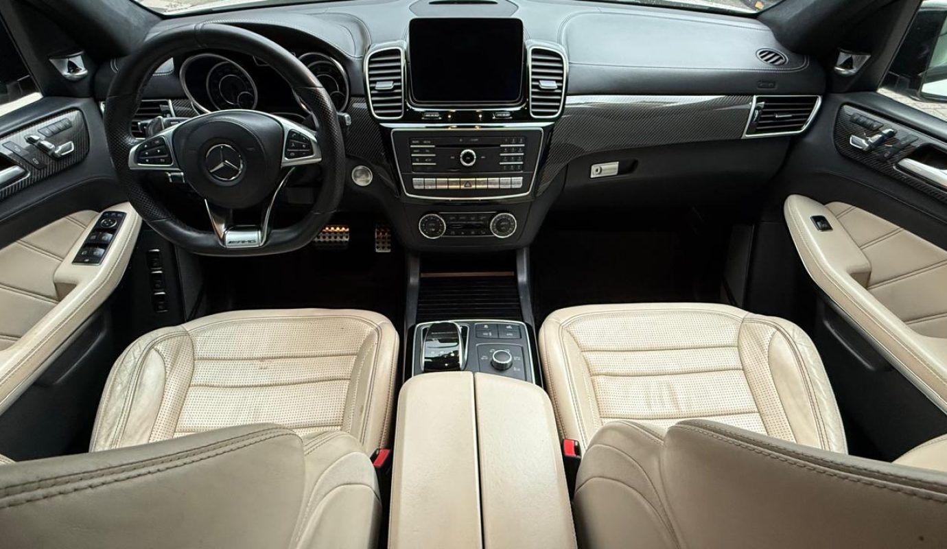 Mercedes Benz GLS