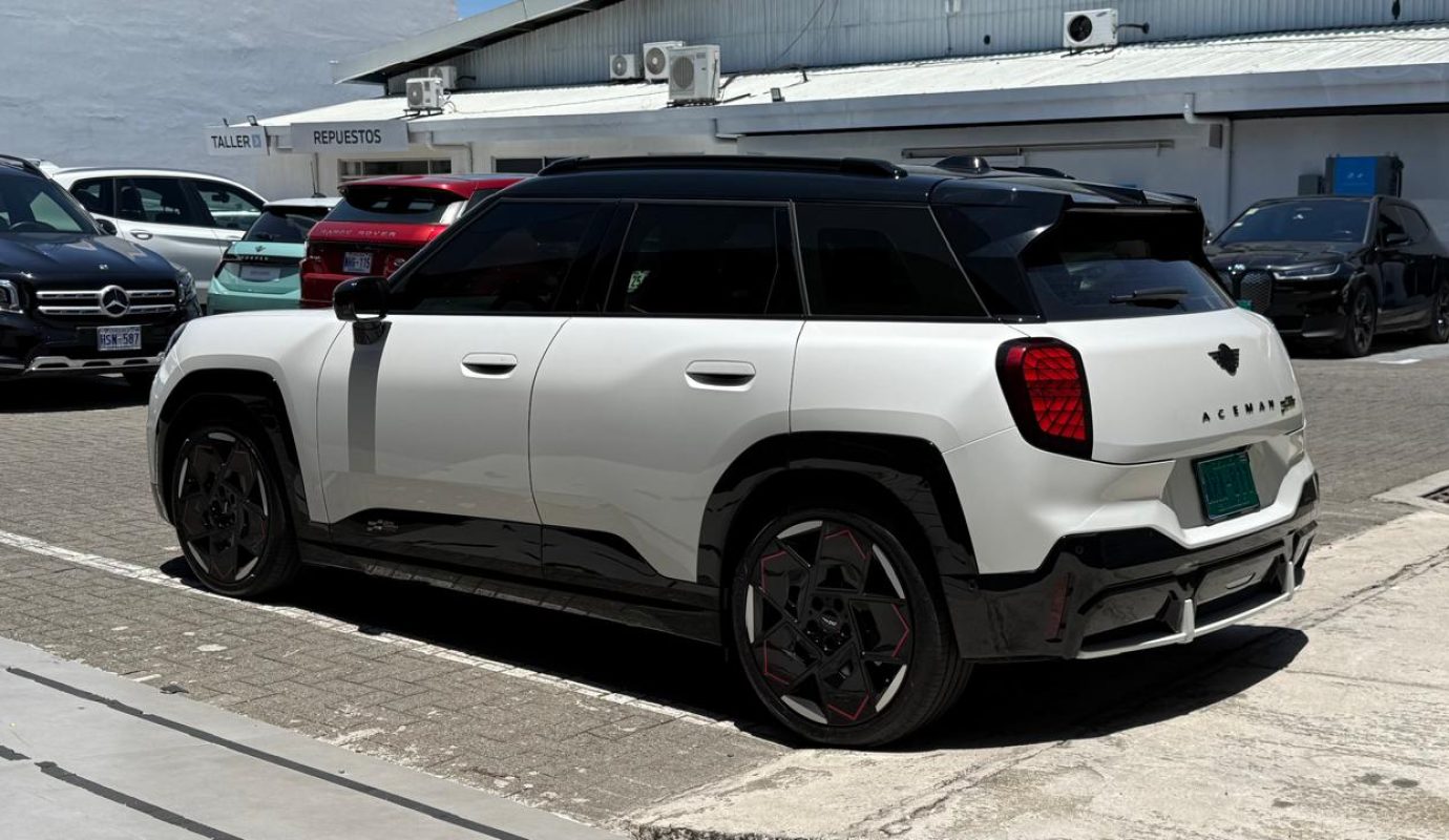 Mini Aceman JCW