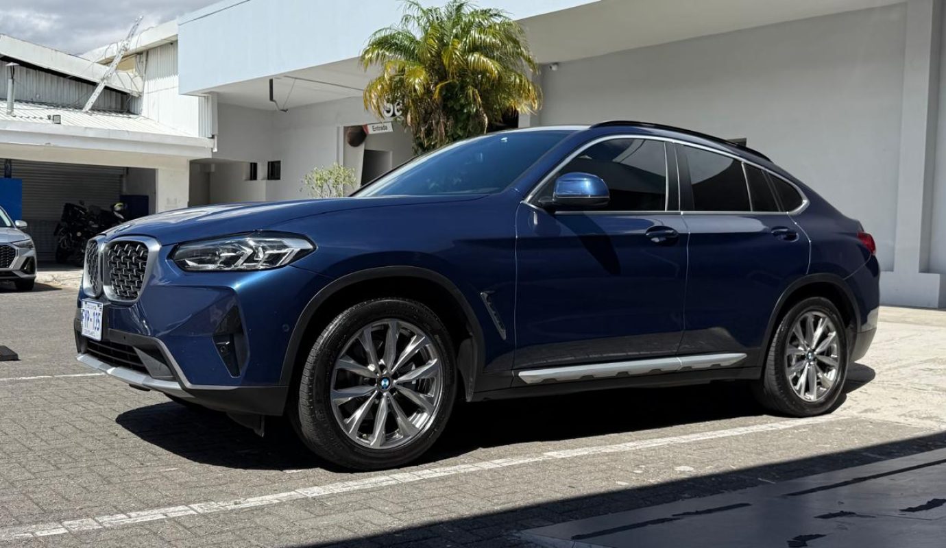 BMW X4 Xdrive30i