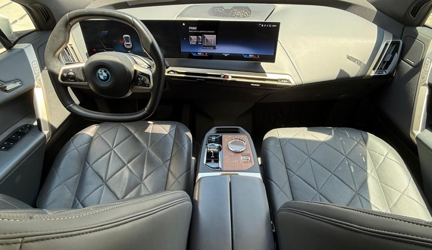 BMW IX Xdrive40