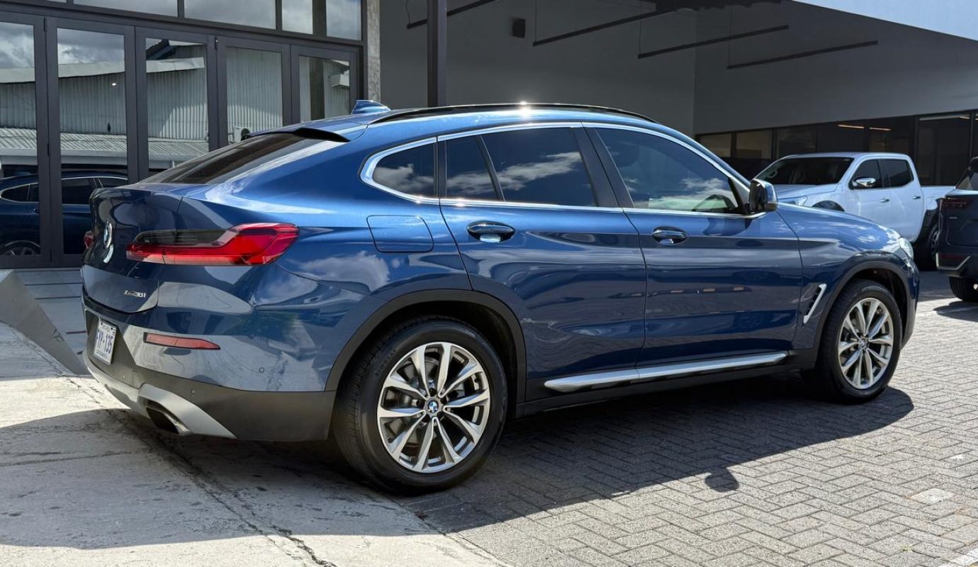BMW X4 Xdrive30i