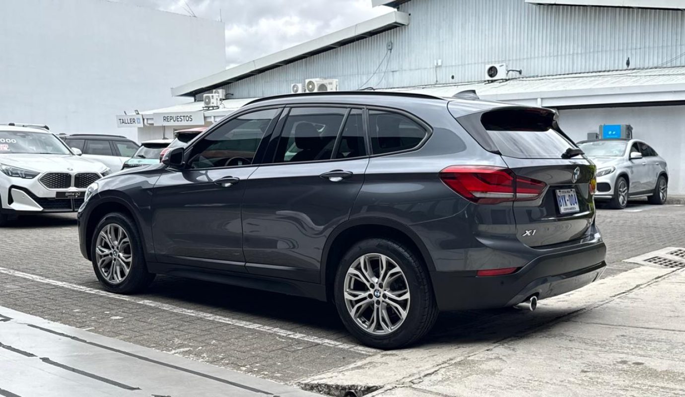 BMW X1 SDRIVE 2022
