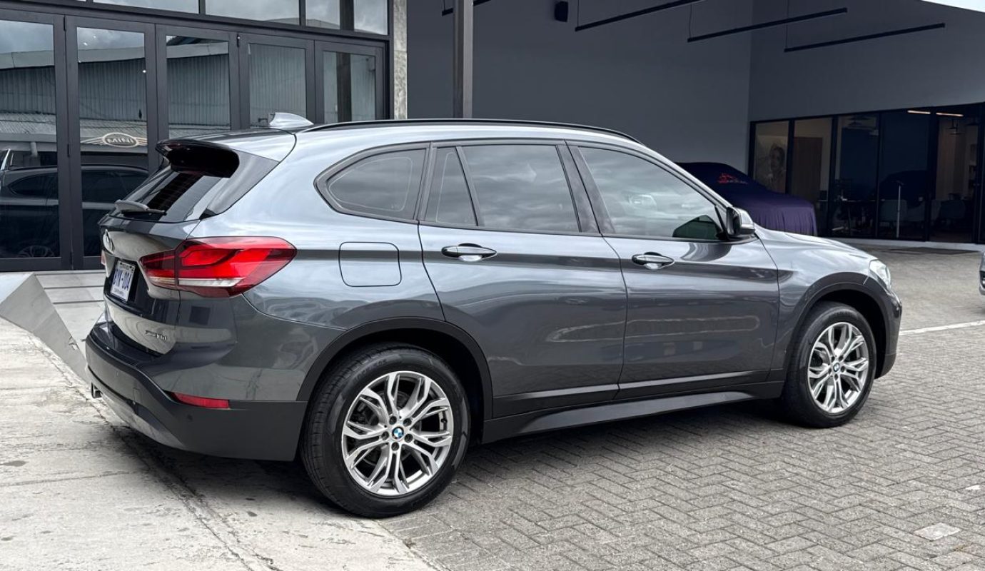 BMW X1 SDRIVE 2022
