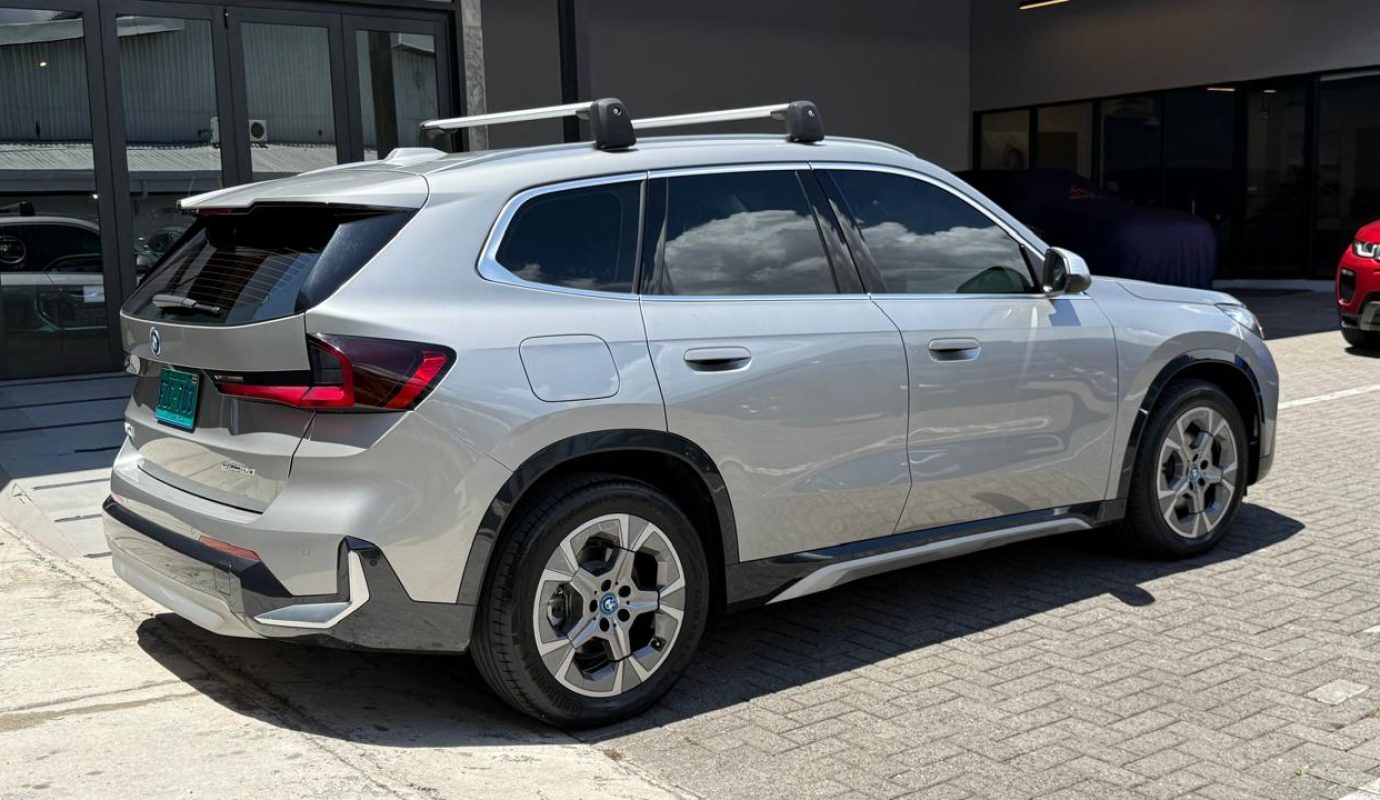BMW IX1 EDRIVE20
