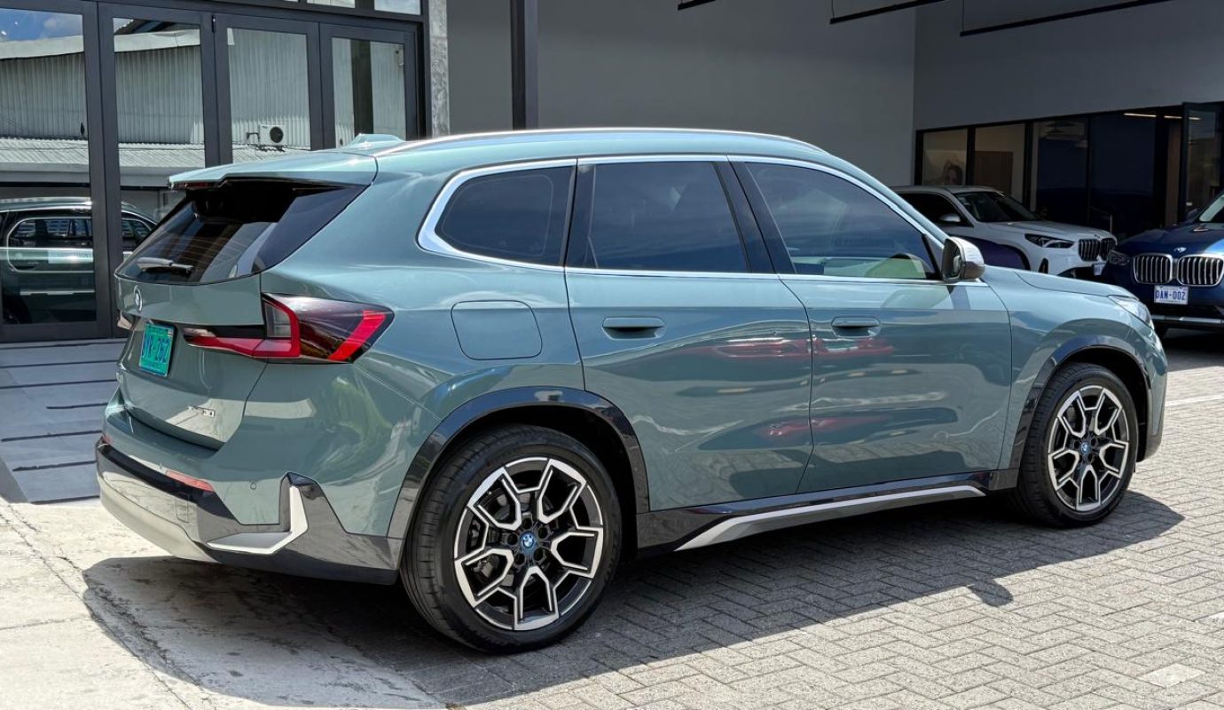 BMW IX1 Xdrive30