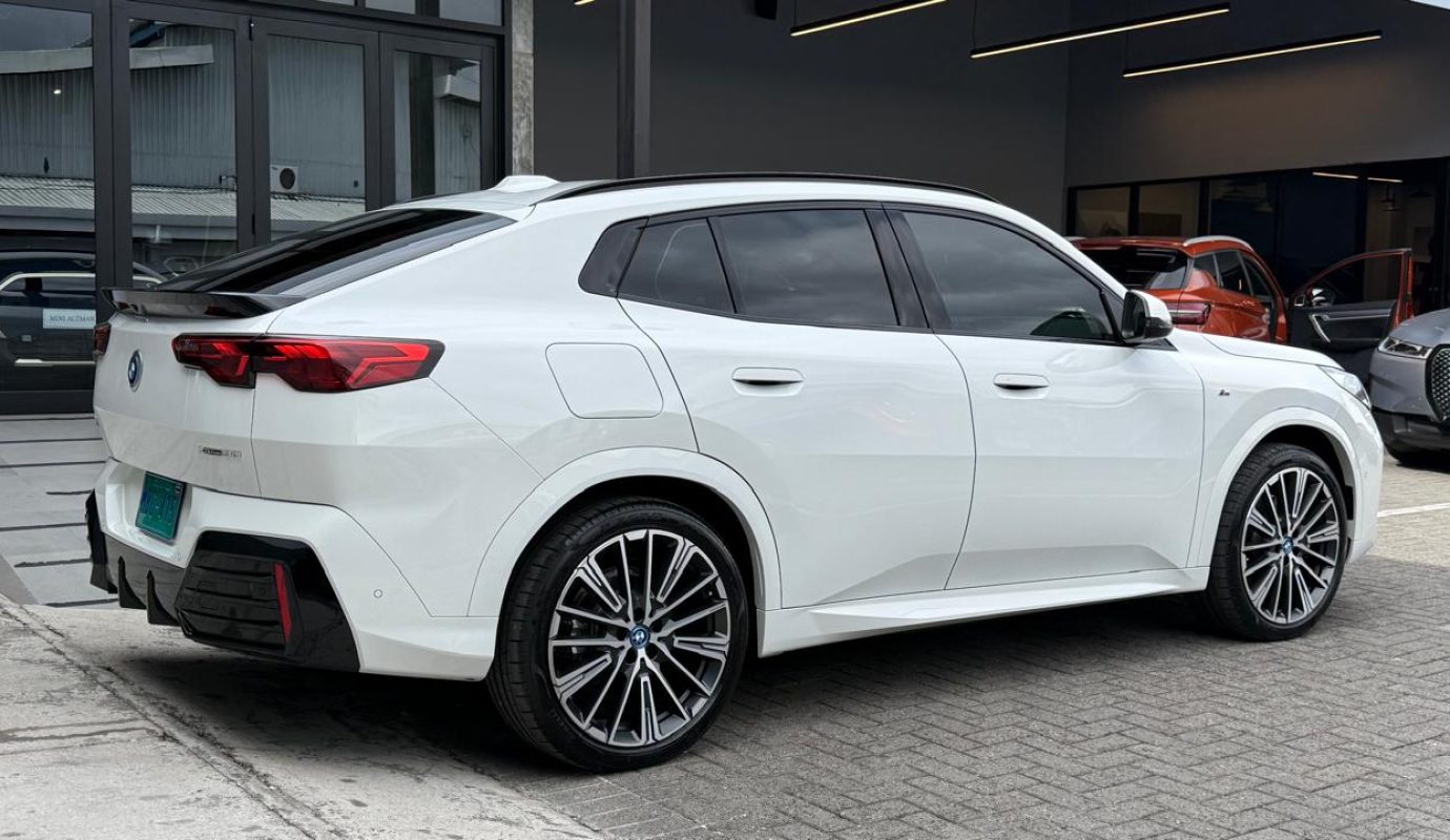 BMW IX2 XDRIVE30
