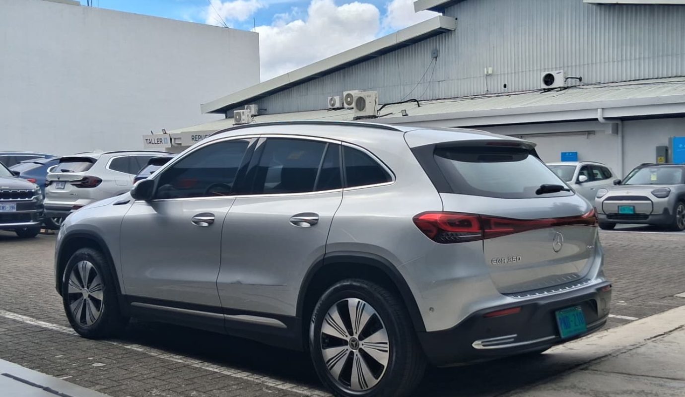 Mercedes Benz EQA350