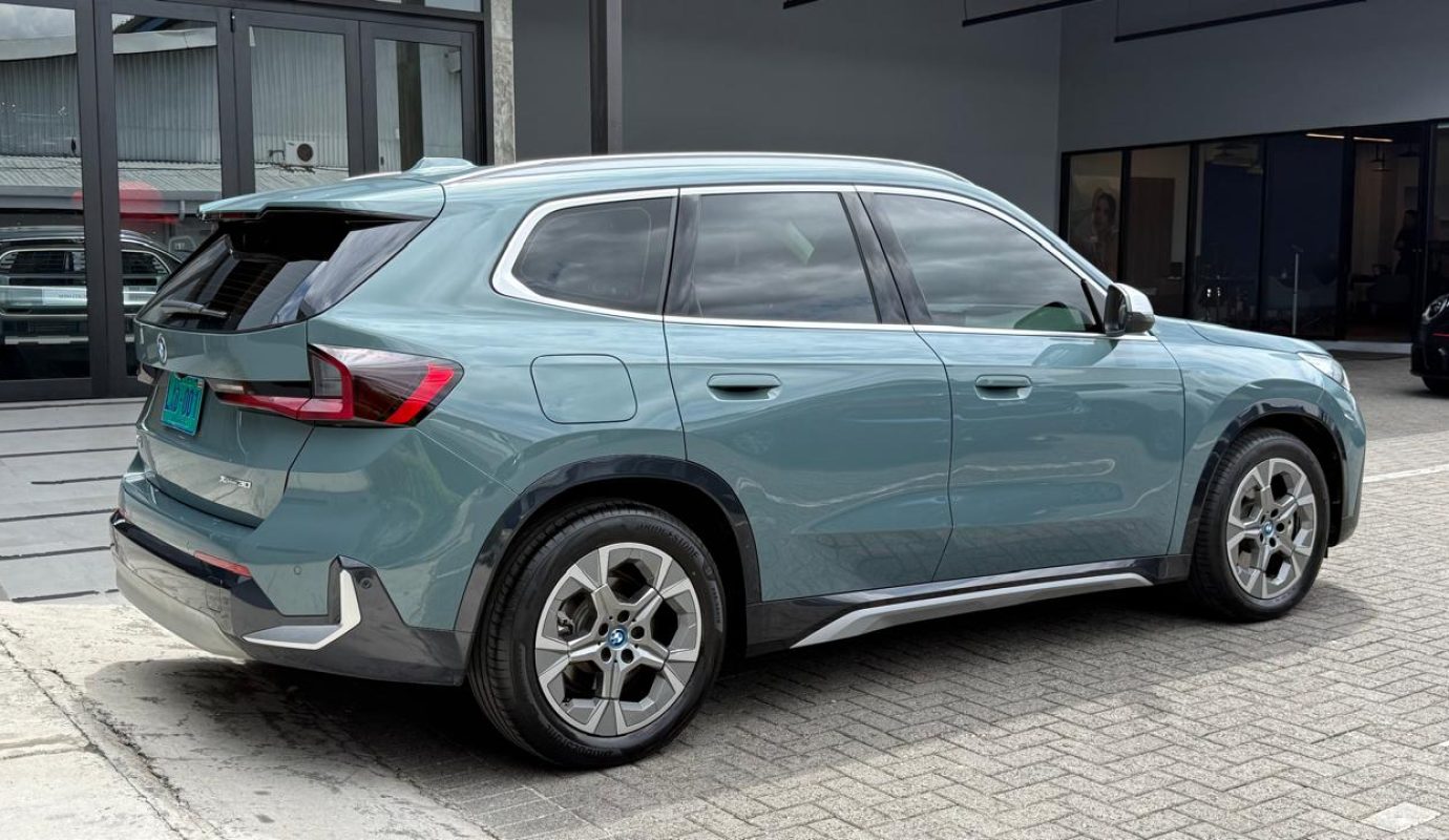 BMW IX1 Xdrive30