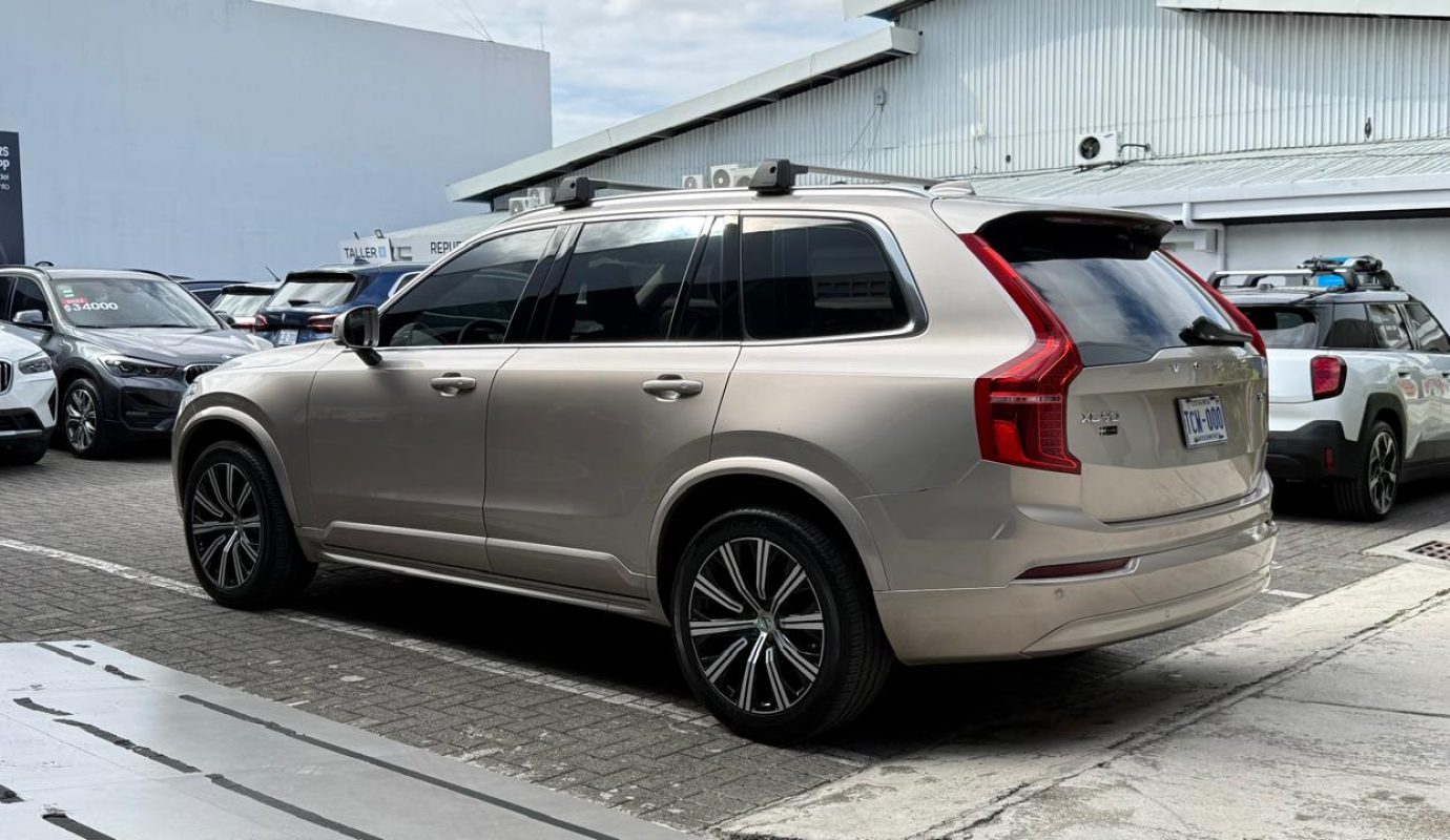 Volvo XC90