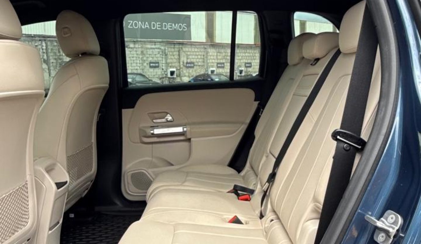 Mercedes Benz EQB350