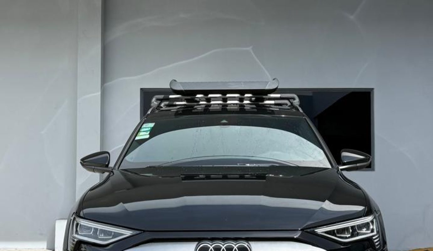 AUDI Q8 ETRON SPORTBACK 50