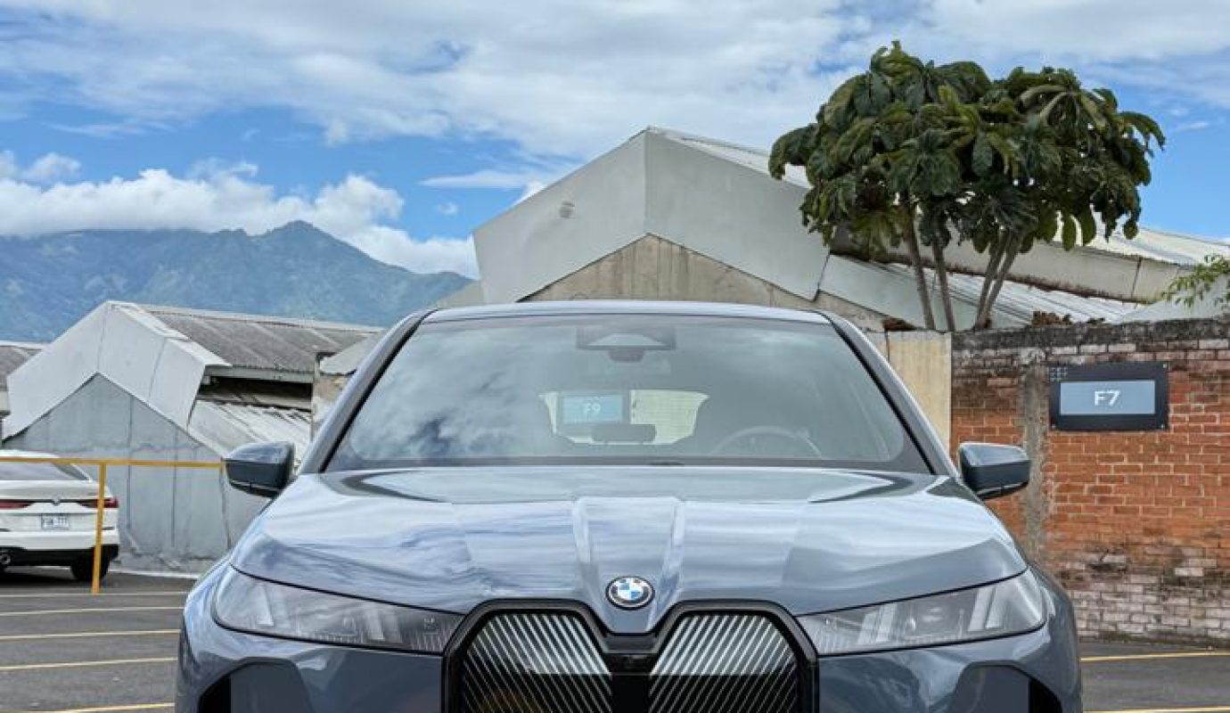 BMW IX XDRIVE 45 PAQ M