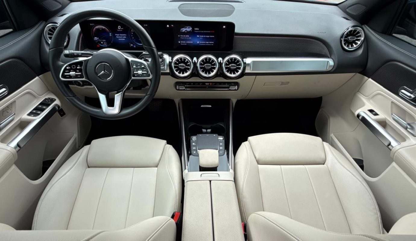 Mercedes Benz EQB350