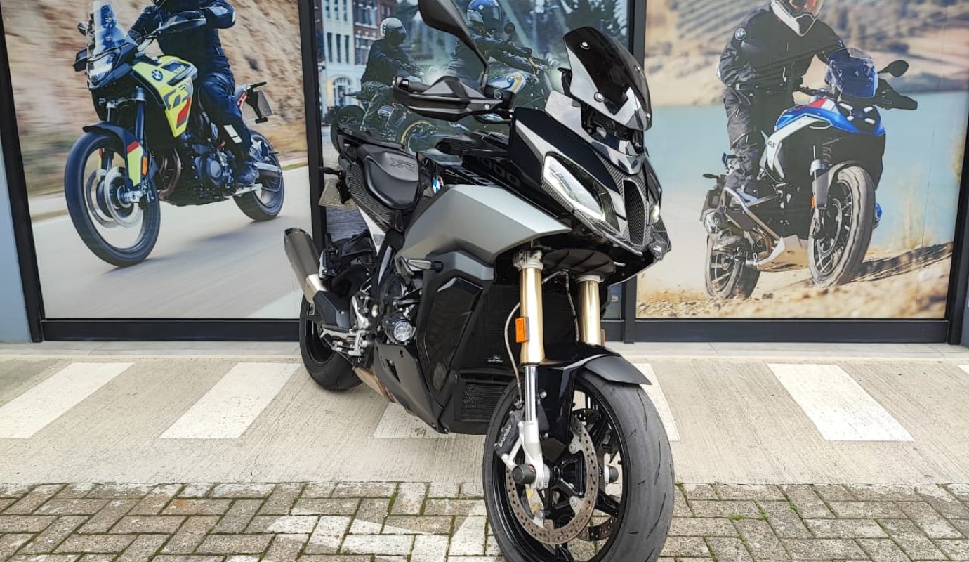 BMW S1000XR
