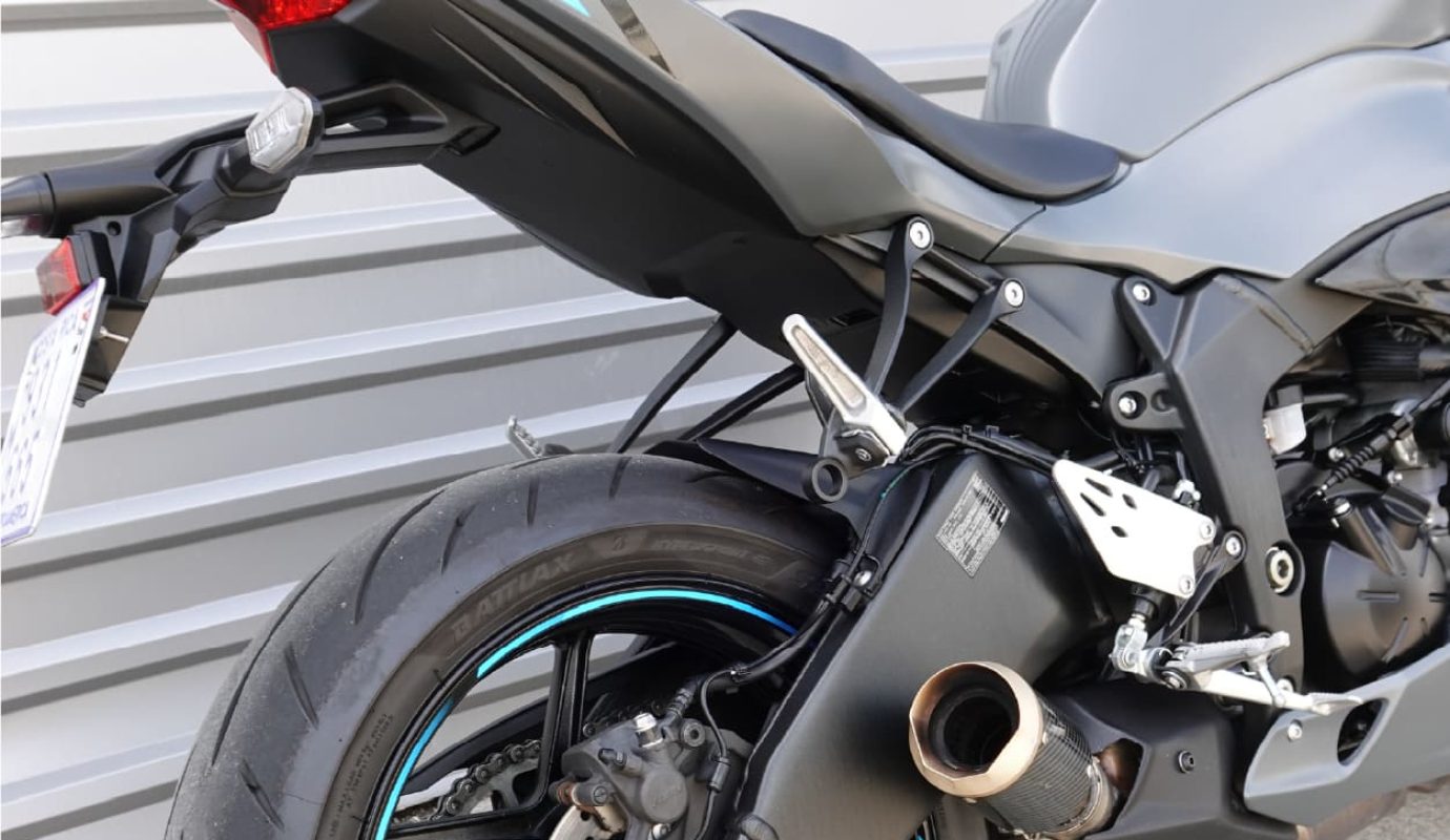 KAWASAKI ZX6R