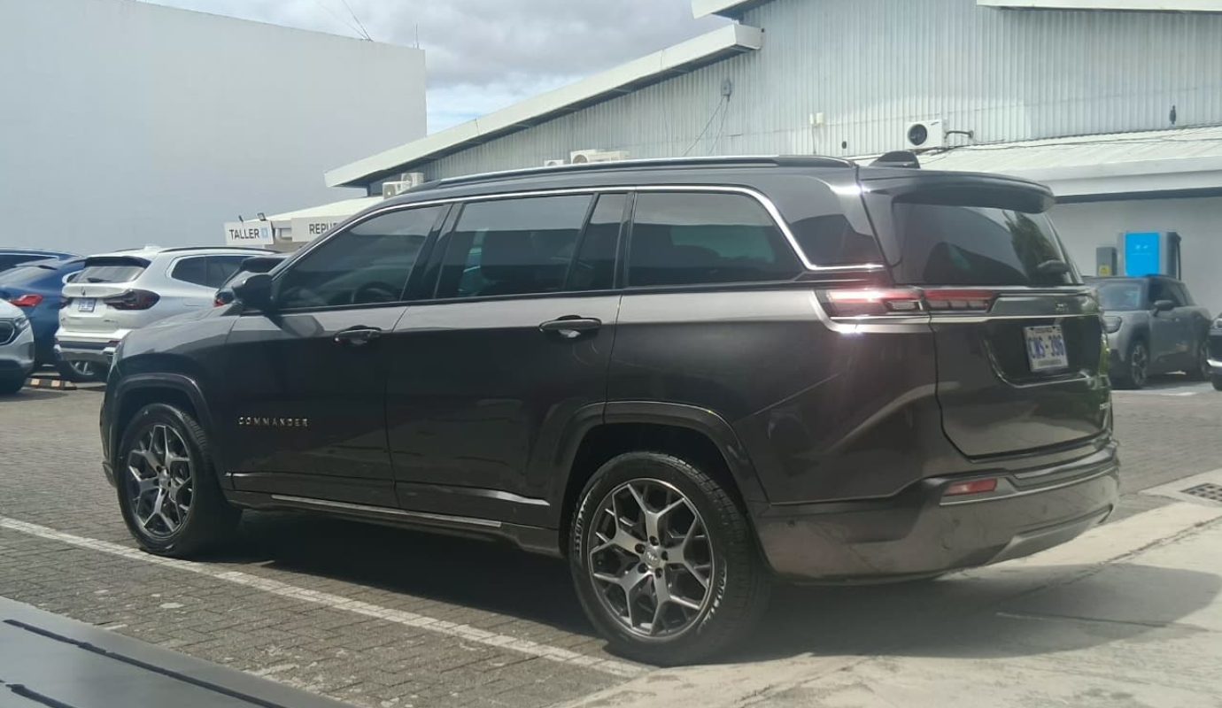 Jeep Commander Overland