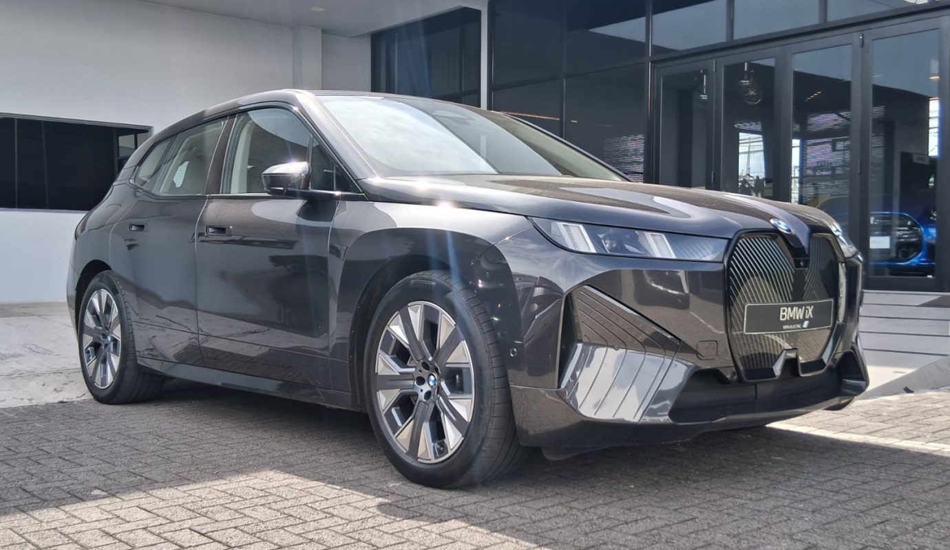 BMW IX Xdrive45