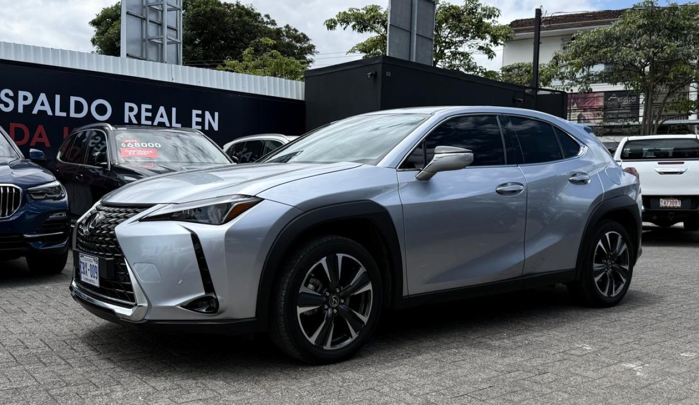 Lexus UX250H