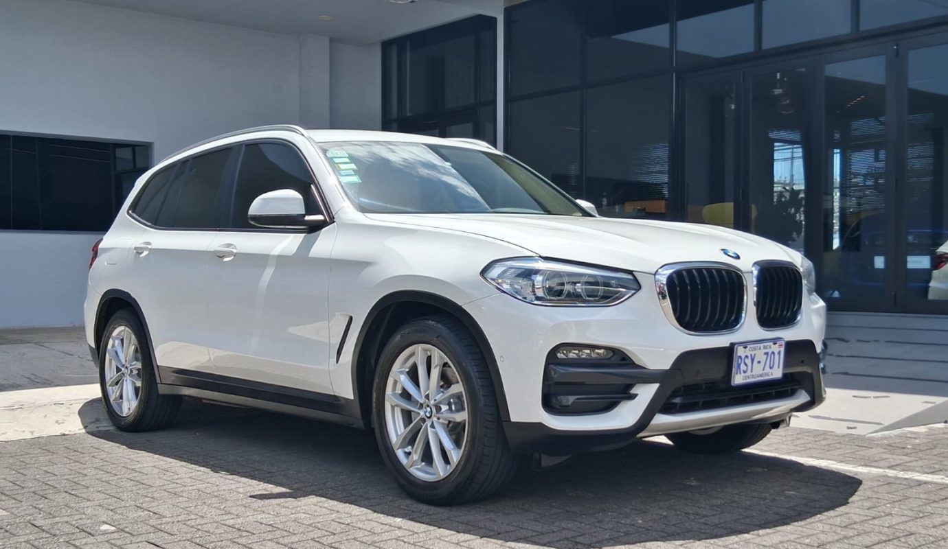 BMW X3 SDRIVE20i