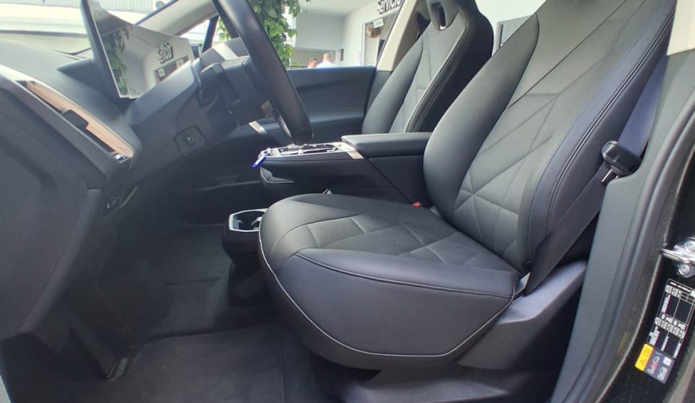 BMW IX Xdrive45